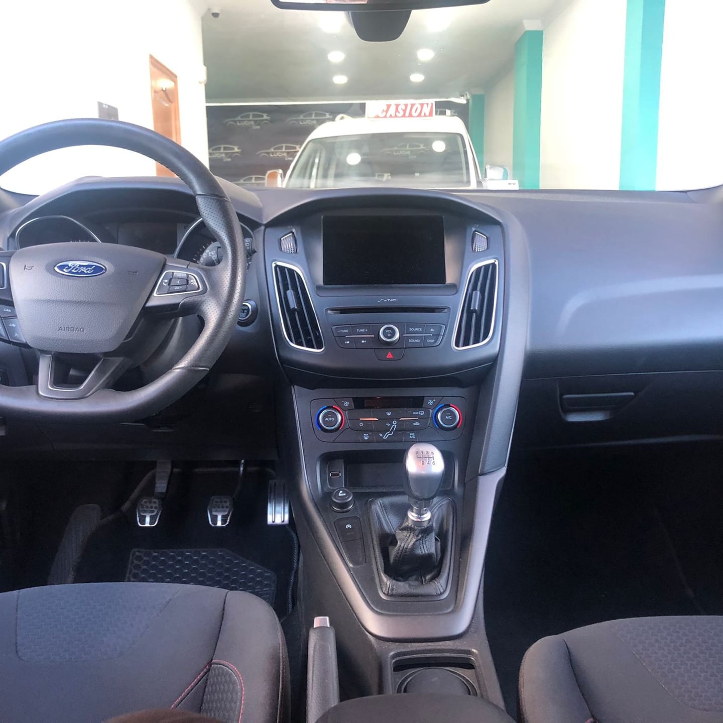 FORD FOCUS DYB ST LINE 1.0 TURBO 125CV FORD FOCUS DYB ST LINE 1.0 TURBO 125CV