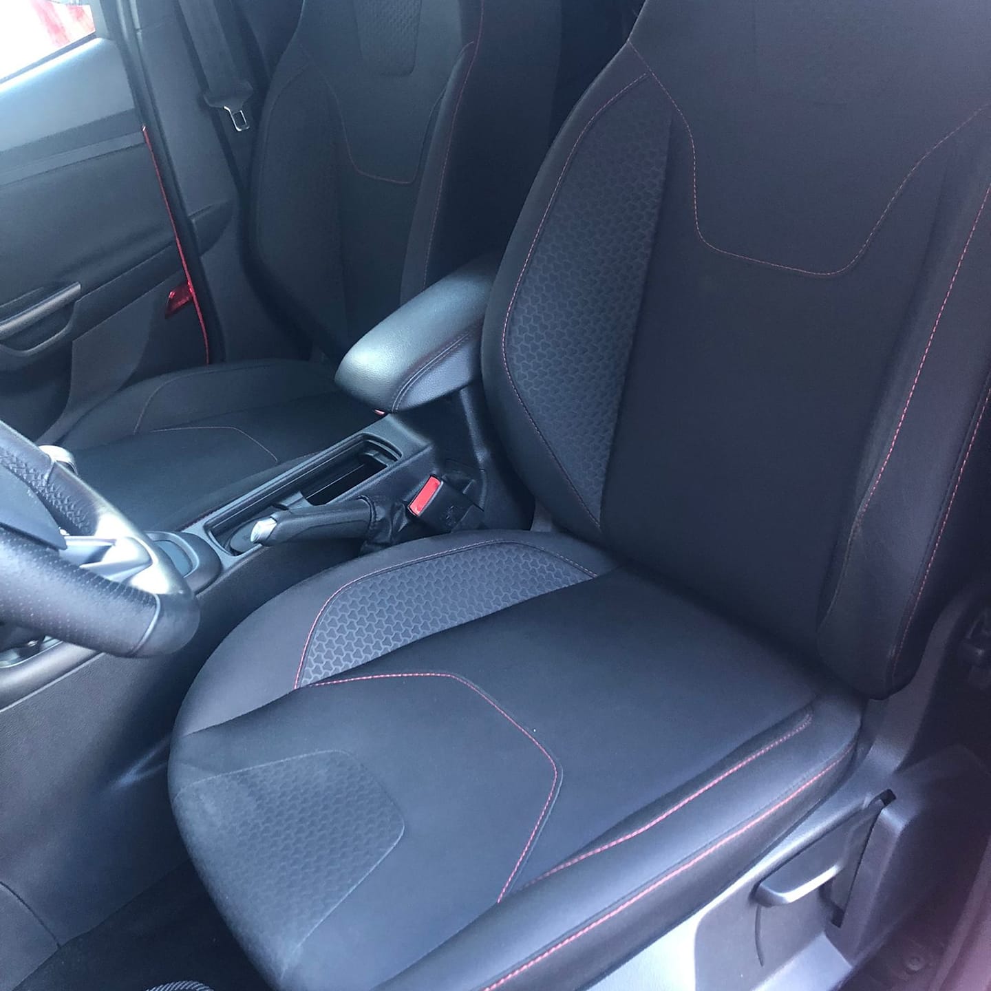 FORD FOCUS DYB ST LINE 1.0 TURBO 125CV FORD FOCUS DYB ST LINE 1.0 TURBO 125CV