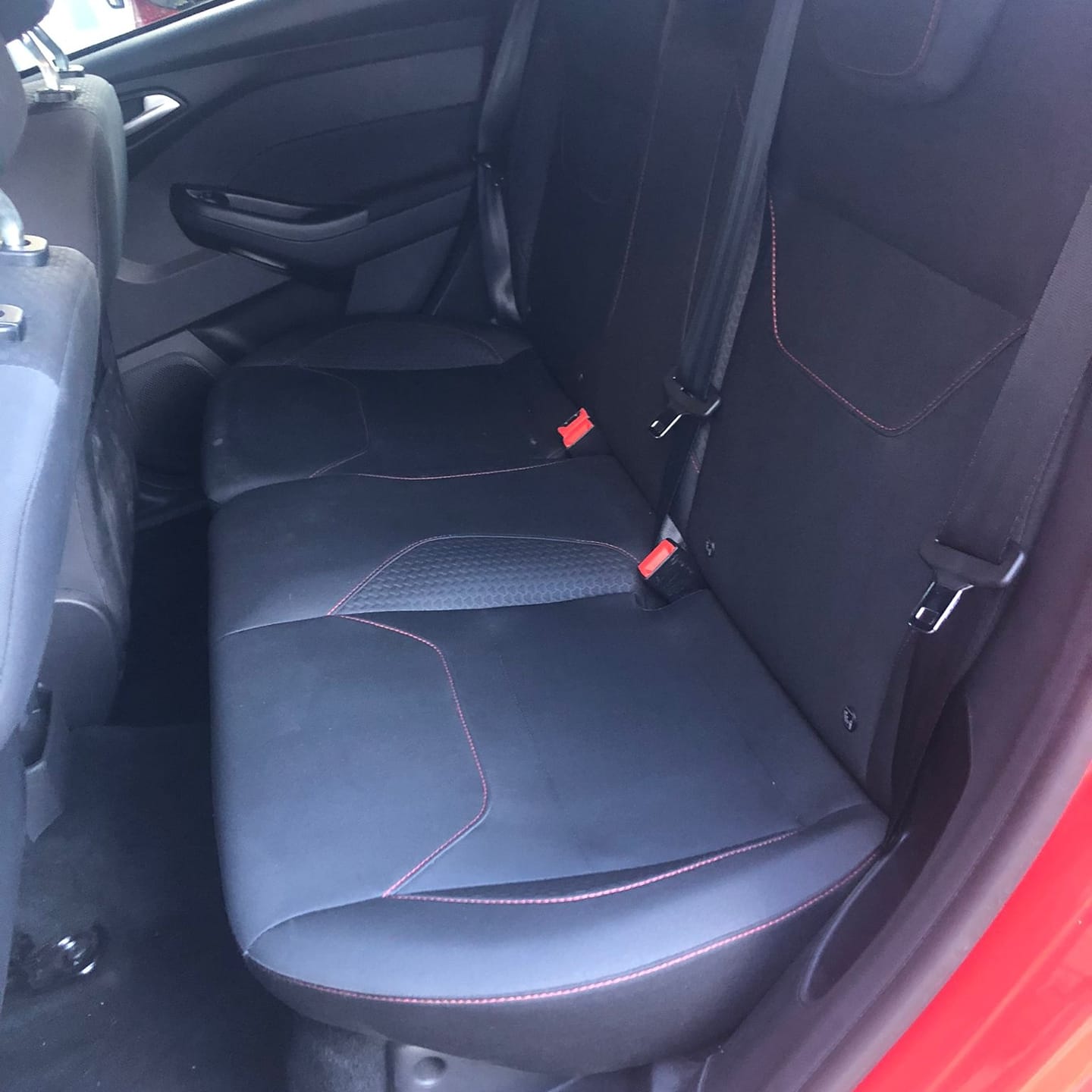 FORD FOCUS DYB ST LINE 1.0 TURBO 125CV FORD FOCUS DYB ST LINE 1.0 TURBO 125CV