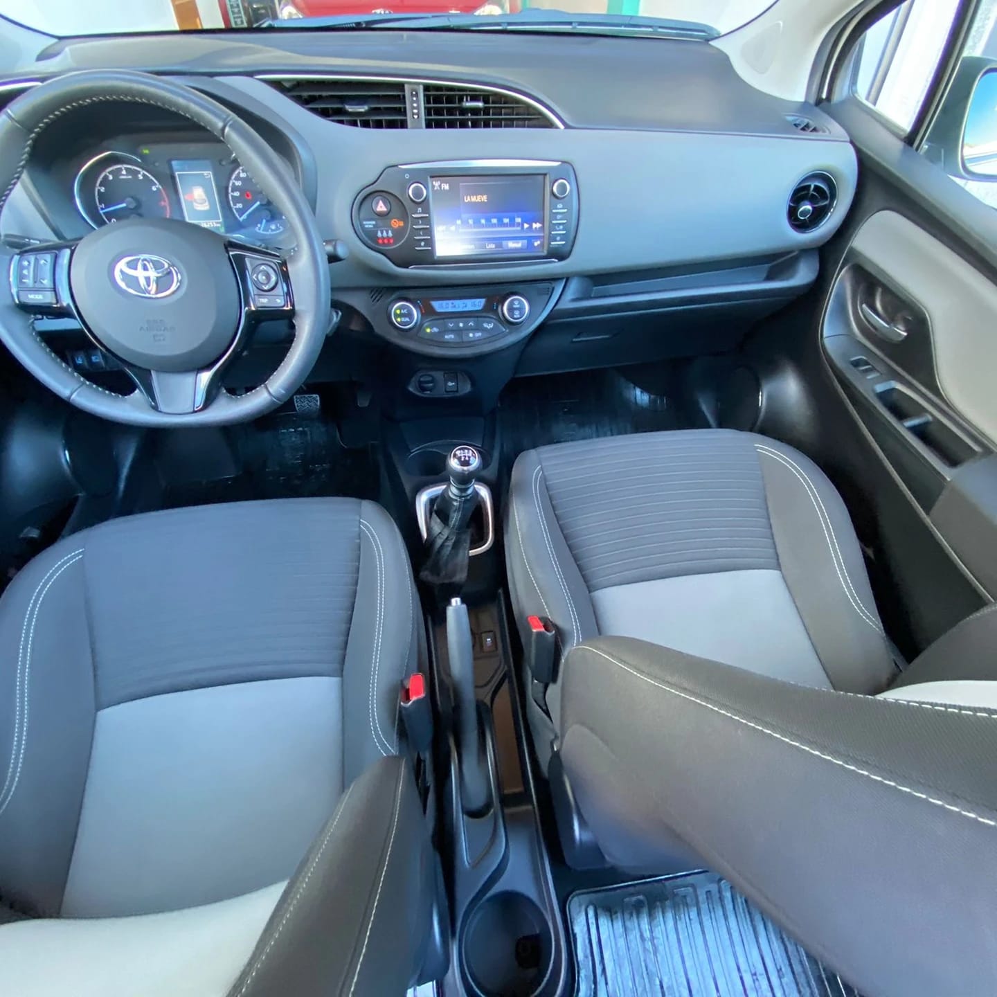 Toyota Yaris 1.5 110cv Active